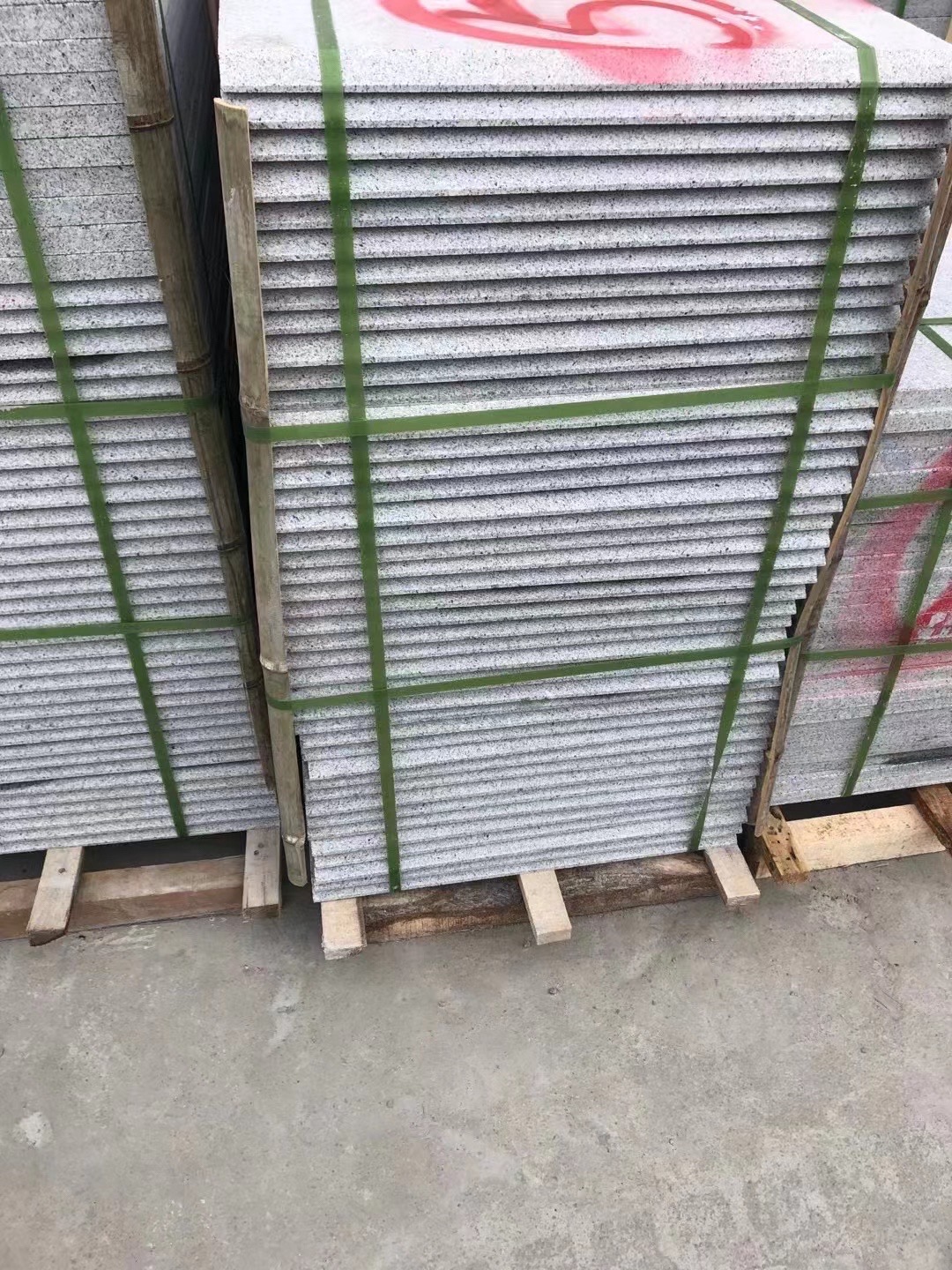 芝麻灰花崗巖生產(chǎn)廠(chǎng)家產(chǎn)地